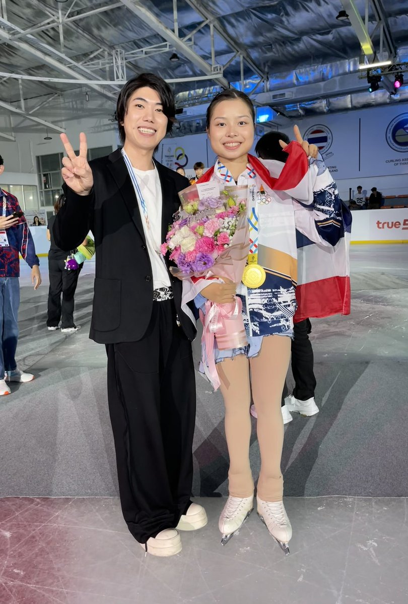 LysFigureSkate's tweet photo. Congratulations🏆💐

#SEAGames2025 #Thailand #LYS #AnriKaneshige https://t.co/92rpNZc6c6