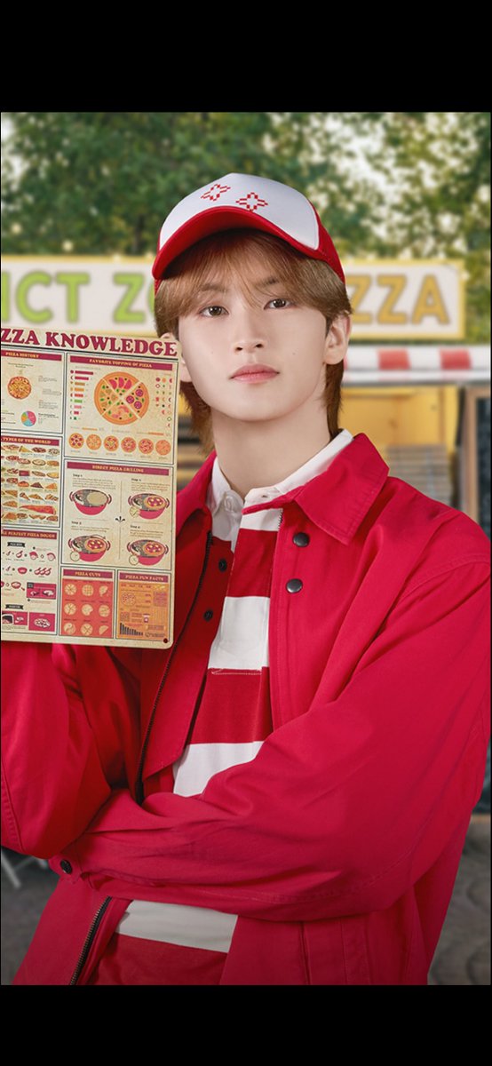 Unfading_Sense's tweet image. 마크 피자보이 너무 잘어울림…
퍼컬이 피자배달부인 남자