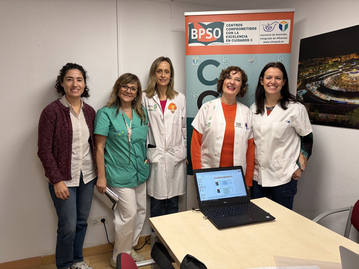 EnfermrasBPSOab's tweet photo. Hoy hemos terminado las sesiones de feedback de unidades de hospitalización, servicios especiales, y hospital de día y radioterapia del Hospital General. Una excelente ocasión para compartir, aprender, y felicitar a las unidades por sus logros #feedback  #bpso https://t.co/7YPtAtMm5C