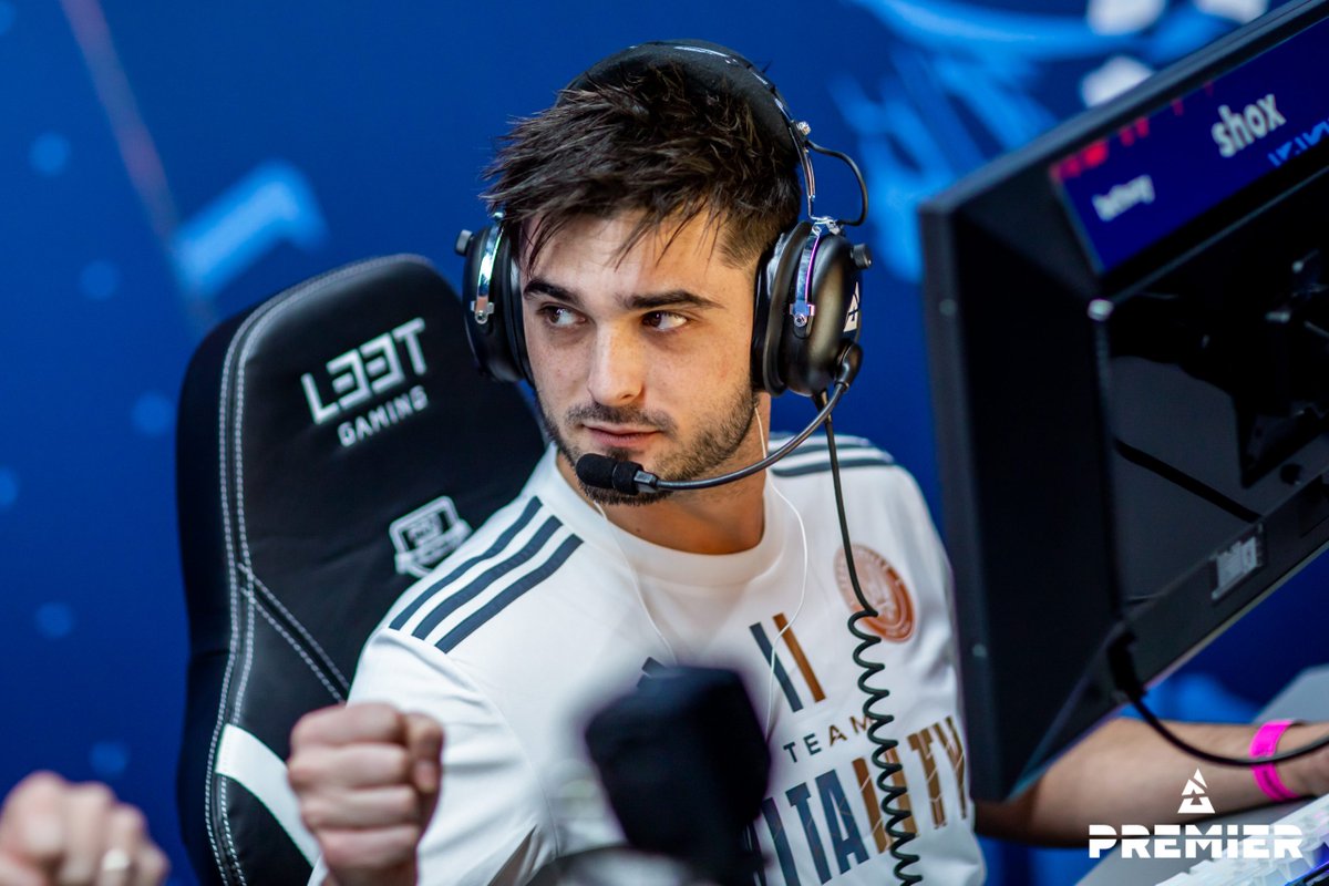 ozstrik3r tweet media