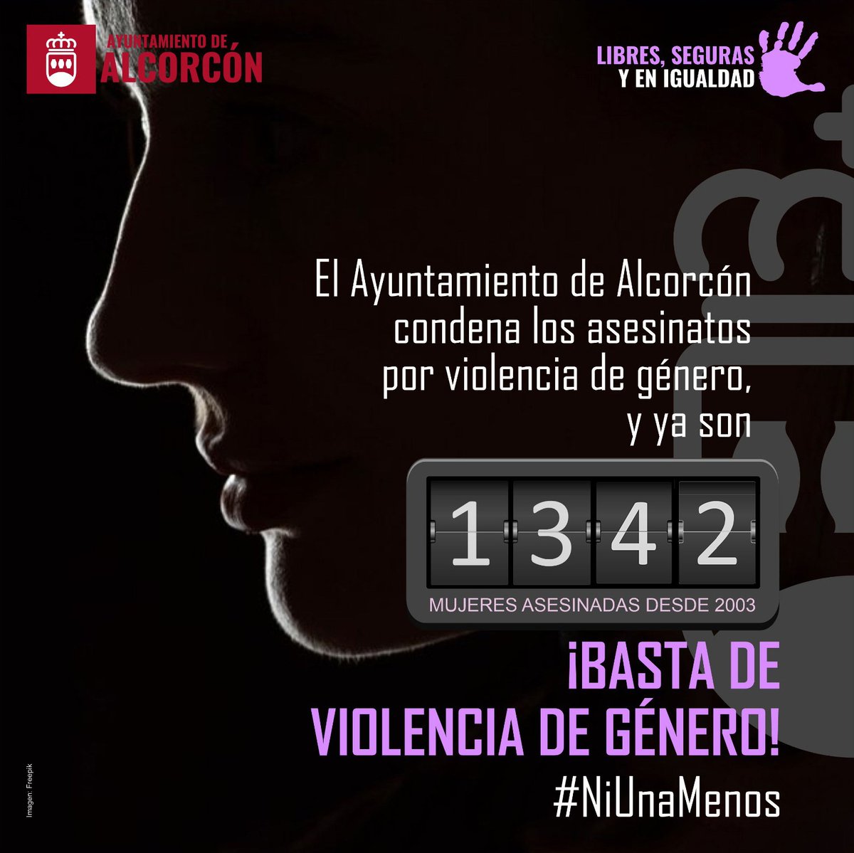 🟣 Comienza la sesión plenaria del mes de diciembre en #Alcorcón con un minuto de silencio para manifestar la repulsa y condena hacia la #ViolenciaDeGénero, en memoria de todas las mujeres asesinadas por violencia machista y en apoyo a sus familiares y amistades.

#NiUnaMenos