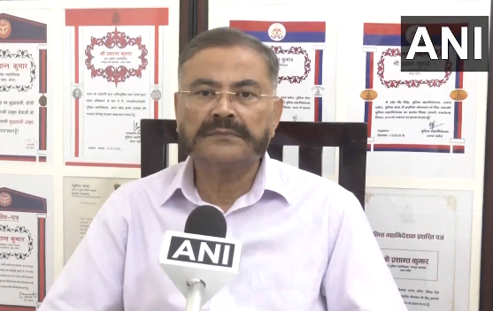 AHindinews's tweet photo. उत्तर प्रदेश के पूर्व DGP प्रशांत कुमार को प्रयागराज में उत्तर प्रदेश शिक्षा सेवा चयन आयोग का चेयरमैन नियुक्त किया गया है।

(फाइल फोटो) https://t.co/TRAzVhpEDc