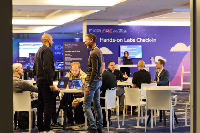 PCgeek2009's tweet image. #VMwareExplore 2025 gave us so many standout moments, from our flagship Las Vegas event, to Explore on Tour stops around the world. As we wrap up the year, we want to hear from you: What was your favorite moment?👇 #vExpert dy.si/3UVMD