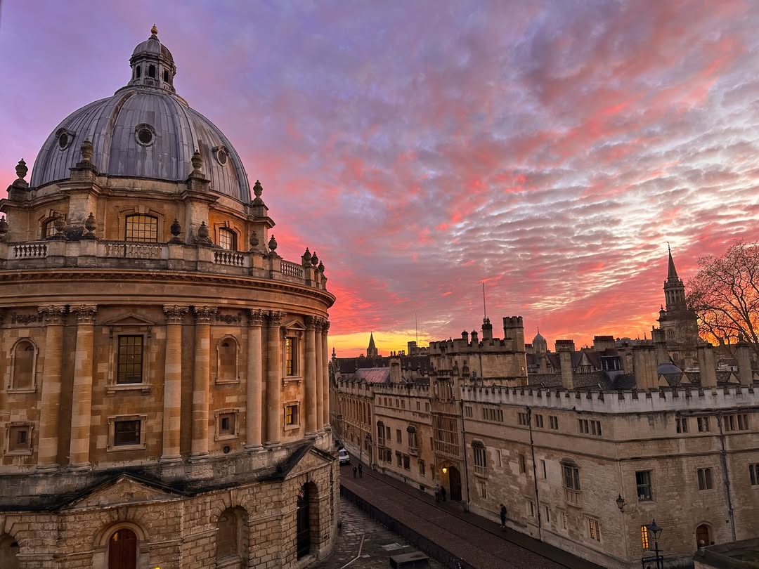 Yesterday's sunset 🌅

📷 Instagram | 12AtOxford