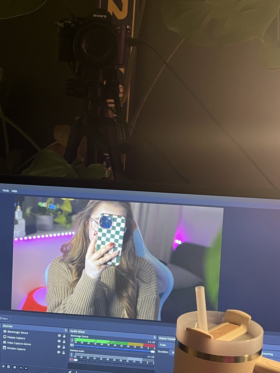 AnnaNivia tweet media