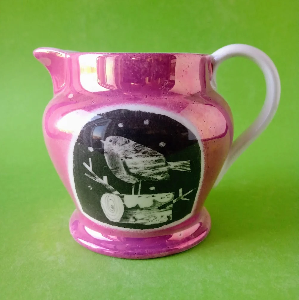 Celebrate local talent this Christmas: choose gifts crafted close to home that support independent talent and strengthen the local economy inc a favourite Brit brand, Sussex Lustreware #buybritish #ceramics bit.ly/3L4WFjO