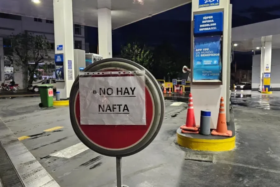 <a href="/MapasArgentos/">Mapas Argentos 🇦🇷🧉</a> POV: vas a cargar nafta en noviembre de 2023