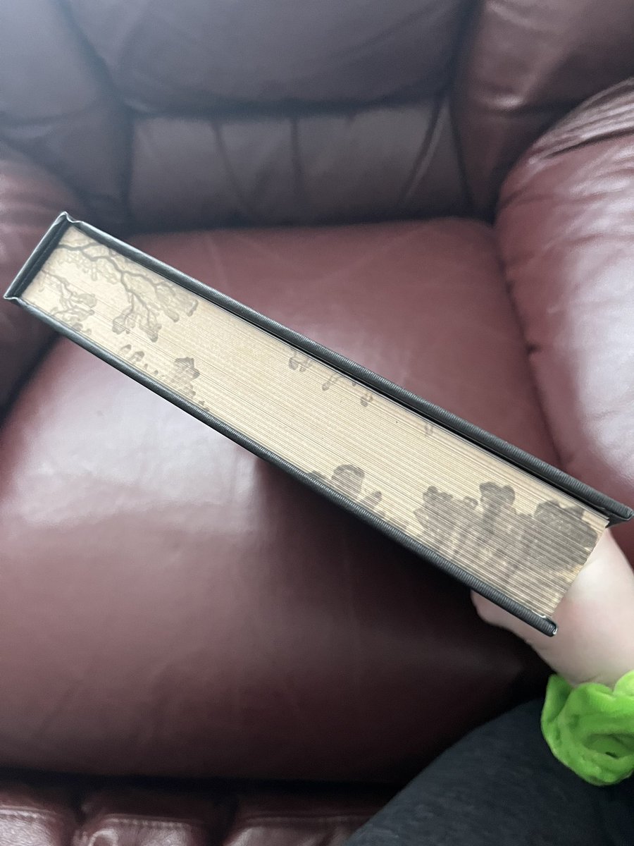 tloupix's tweet photo. there was a brief 0.2 seconds where i was like NOOO HOW DID IT GET MOLD https://t.co/XaQDUWg3Wh