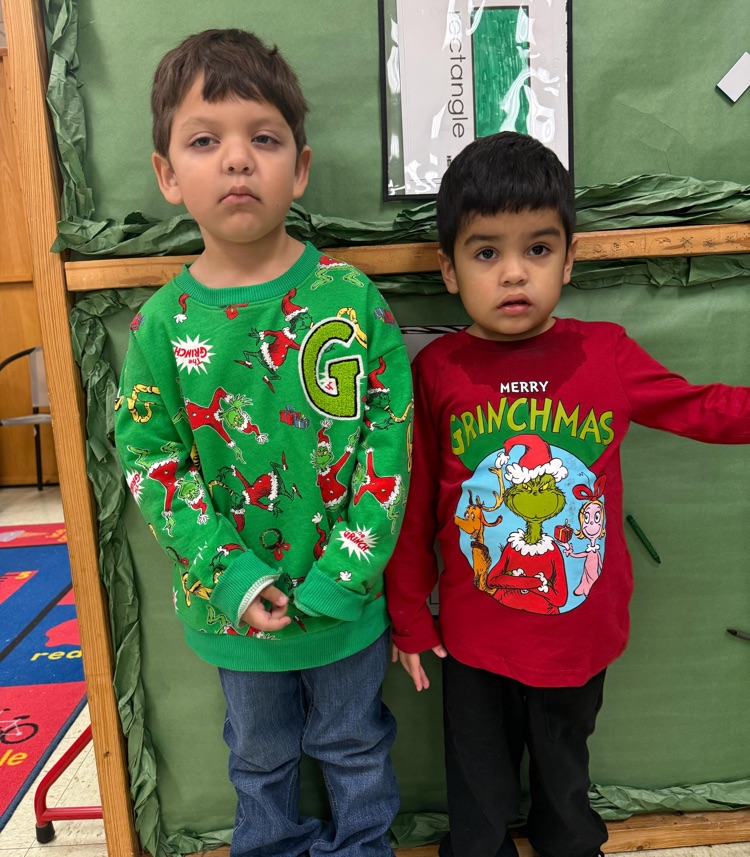 🎄 12 Days of Christmas at HECC 🎄
Day 10 brought out the Grinch in the best way possible 💚 From mischievous smiles to Grinchy vibes, our hearts grew three sizes today!