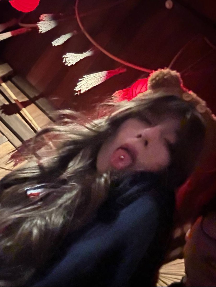 福利姬喜欢侧入分享的黄推图片3 - 网红私拍内容