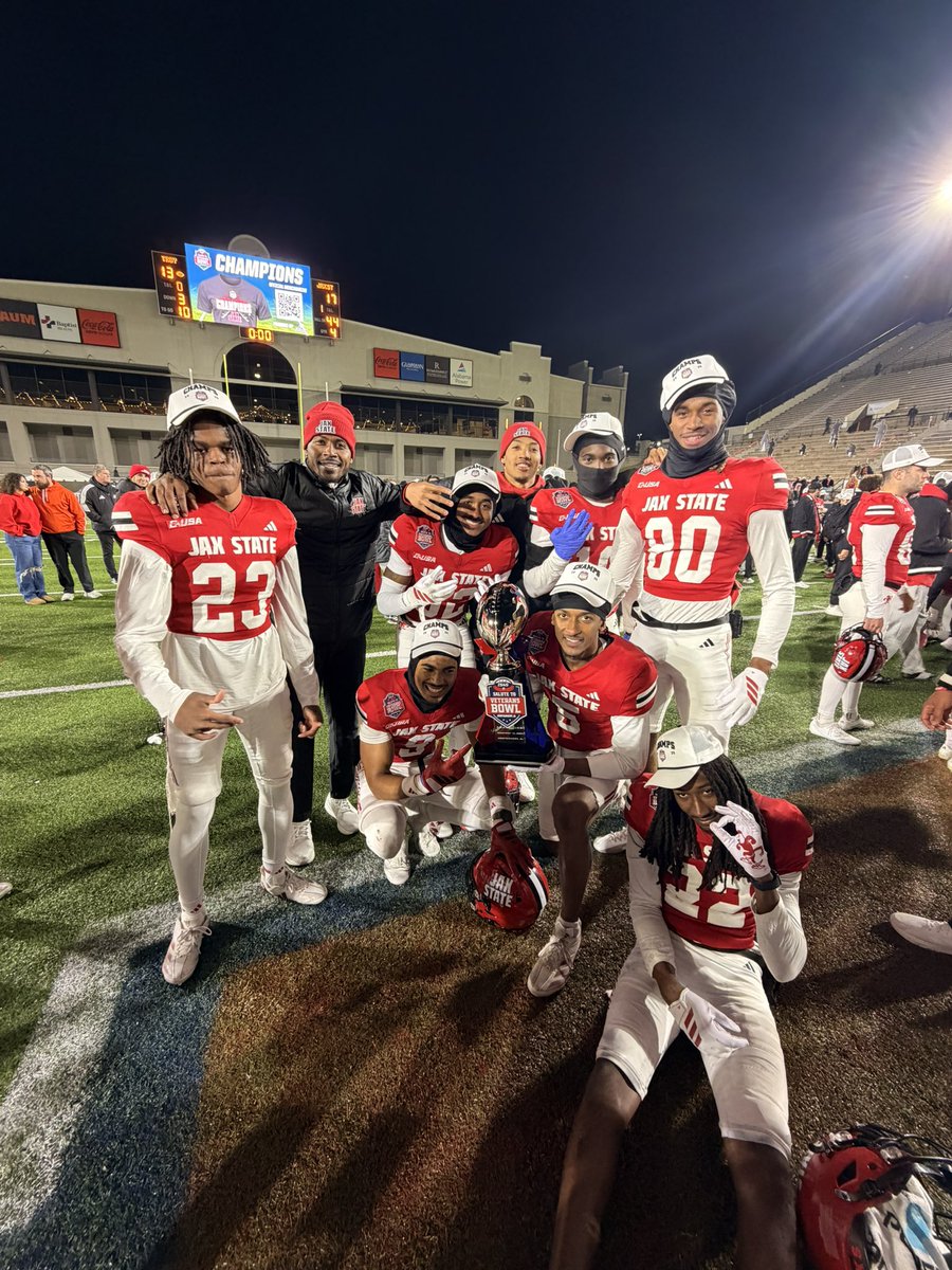 Coach Christian "Scoobie" Ford tweet media