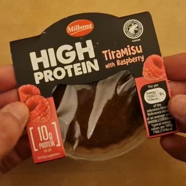 An alternate flavoured Tiramisu, that flavour being raspberry. Let's check it out.
Oh and I went into Tiramisu confusion.
Lidl £1.29
youtu.be/IXo5BdSdHH4
#MilbonaHighProteinTiramisuWithRaspberry #Protein #Tiramisu #Raspberry #Review