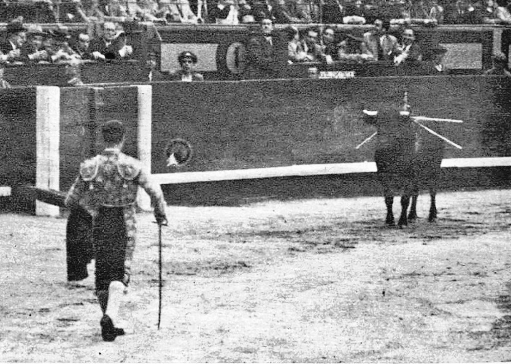 Solo el amor y la muerte cambian la vida.