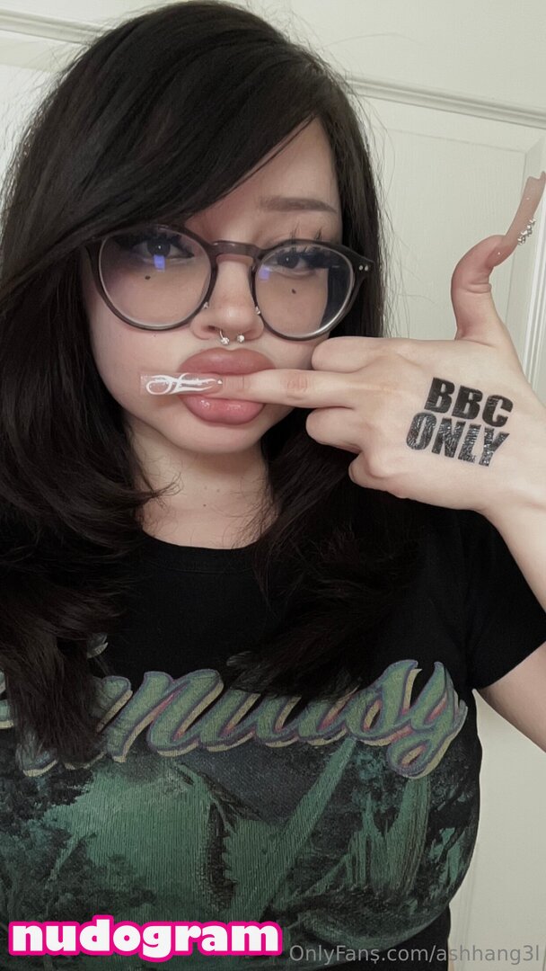 How your crush responds to your pitiful "confession", get the message loser 🖕