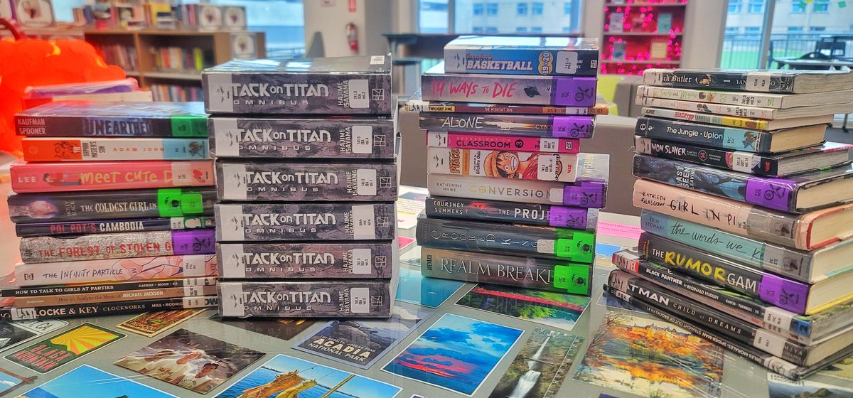 Bald Librarian tweet media