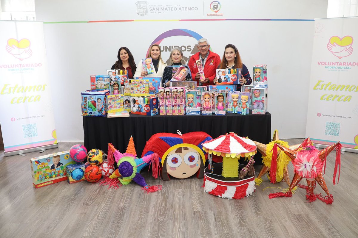 Anaamunizneyra's tweet photo. Mi agradecimiento a la Presidenta Honoraria del Voluntariado del @PJEdomex, Albis Gorostieta, y a su equipo de trabajo, por la generosa donación de juguetes que llegarán a niñas y niños beneficiarios del #ProgramaAbrazo 🫂.
A nombre del @SanMateoAGob y del @DIFSMA reiteramos nuestro sincero reconocimiento a esta acción solidaria que fortalece el bienestar de niñas y niños.
¡#UnidosSí, #UnidosSiempre!