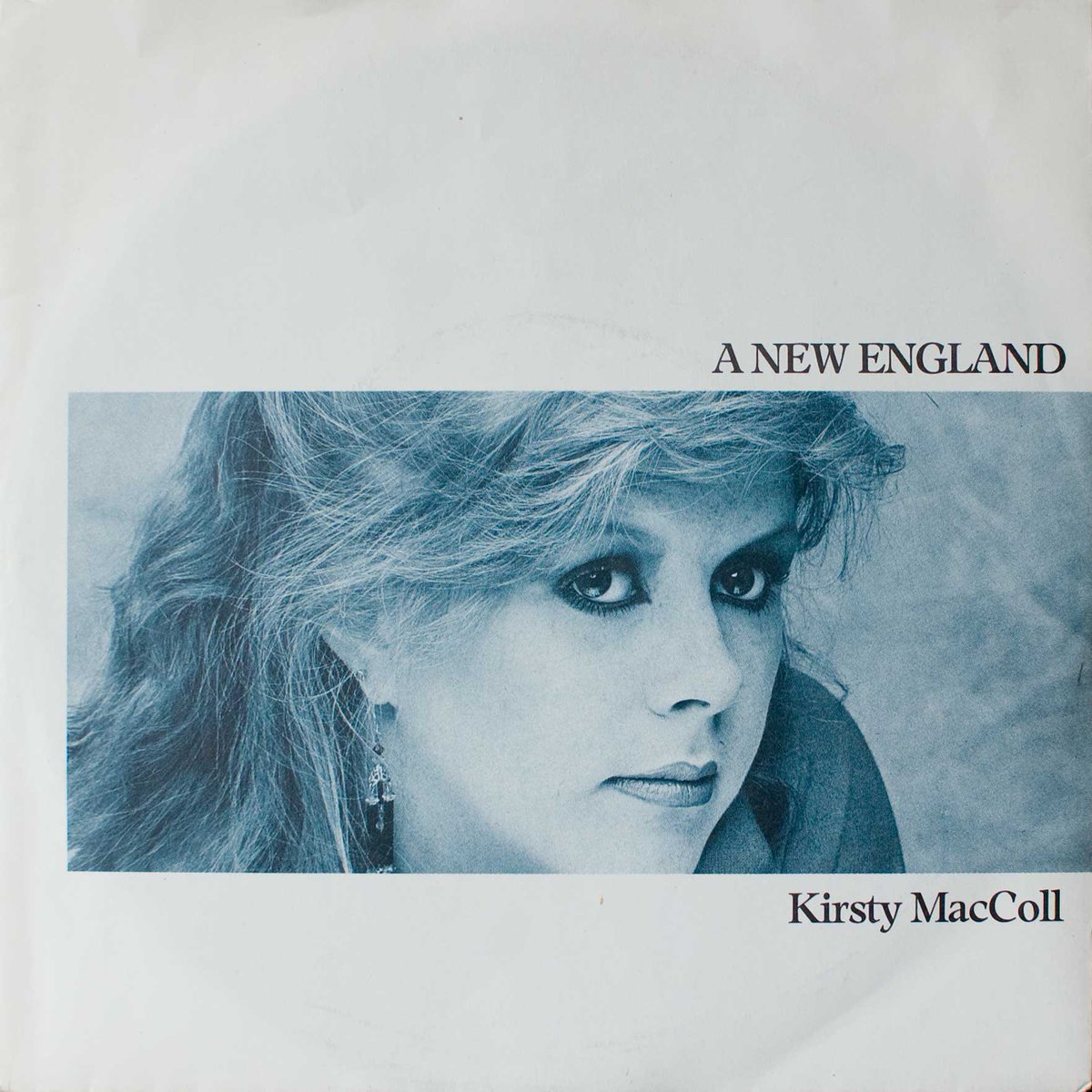 NYcheesy's tweet image. #KirstyMacColl 
‘A New England’ cover version of the #BillyBragg song and released as a single today in 1984

youtu.be/Vnzpg5GgQCo?si… via @YouTube