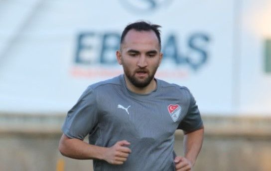 Elazığspor’umuz 17.hafta da konuk olduğu Erbaaspor'u 4-0 mağlup ederek 3 puanı hanesine yazdırdı ve zirve takibini sürdürdü. Bordo beyazlı formayı terleten 10 numara Erkan Eyibil, forma giydiği 14 karşılaşmada 822 dakika süre alırken 8 gol atıp 5'de asiste imza attı.