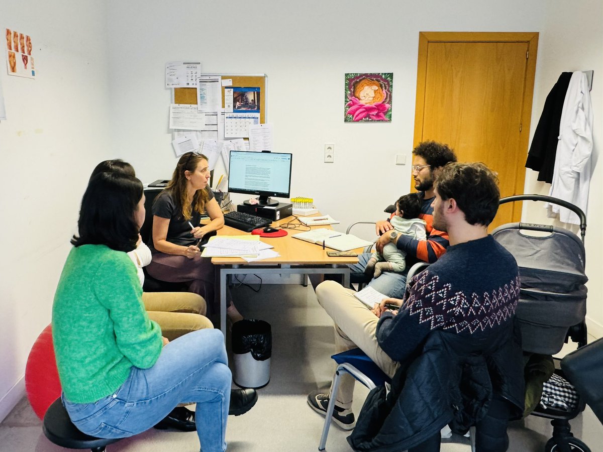 Nos reunimos con representantes del colectivo de matronas para hablar de carencias y necesidades del servicio en la Atención Primaria

Mañana llevaremos al #plenoSDR la necesidad de reforzar su presencia en los centros de salud

En algunos, hay una matrona por cada 10.000 mujeres