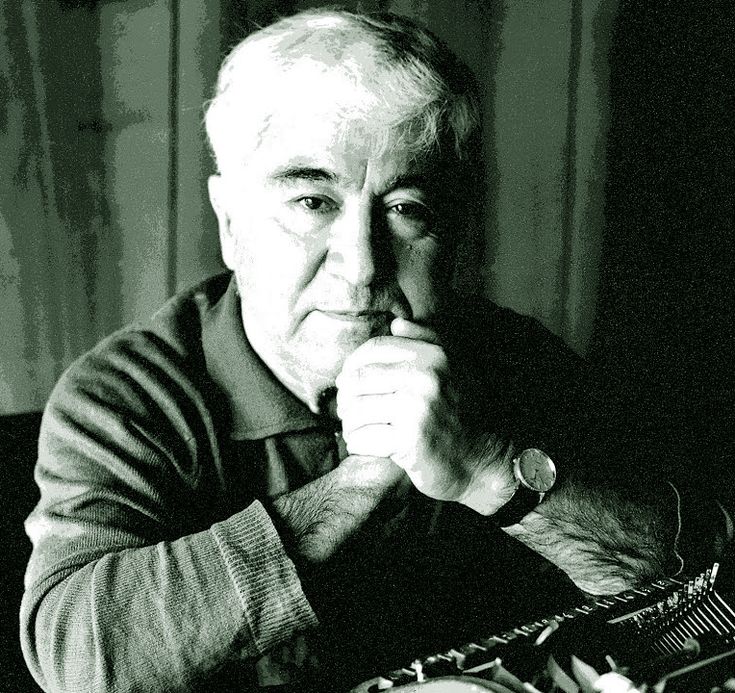 Biz mağlup olduk efendim, çirkinliğe, kabalığa, bayağılığa mağlup olduk.

—Aziz Nesin