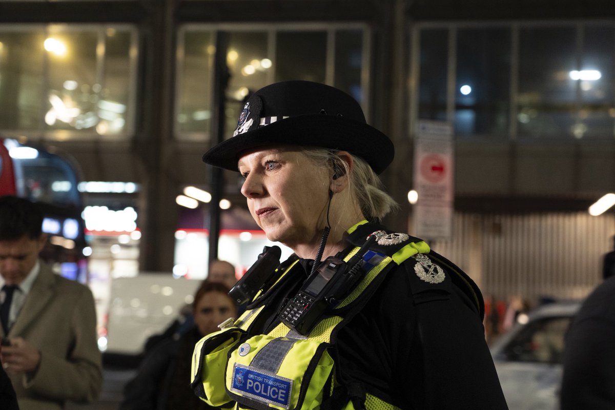 BTP's tweet image. We’re working with @TerrorismPolice to encourage vigilance following recent attacks targeting the Jewish community in Manchester and Australia.

You’ll notice enhanced patrols across the rail network this festive period. 
 
Text 61016 if you need us 📱