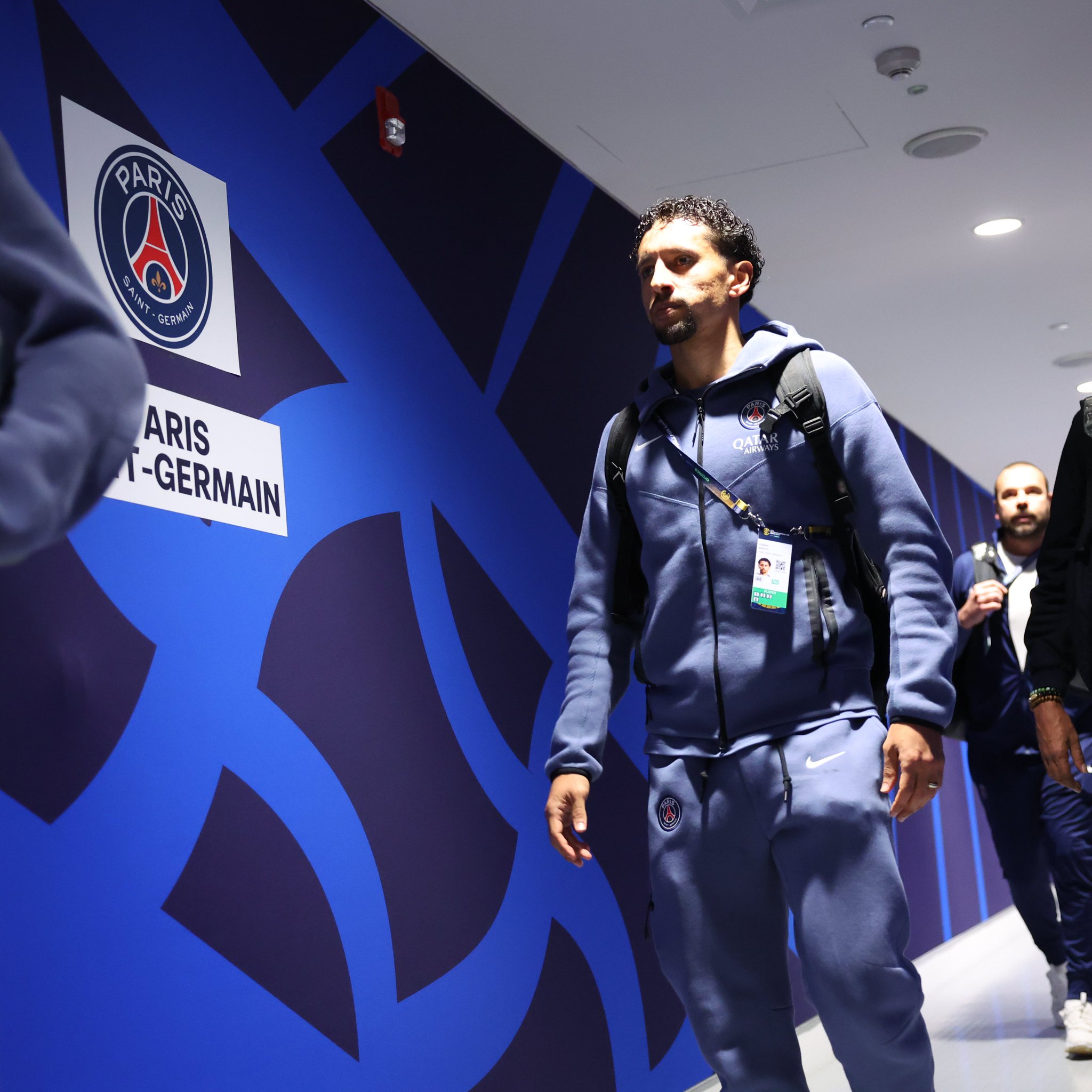 بداية المباراة - نهائي كأس القارات. باريس سان جيرمان X فلامنجو 