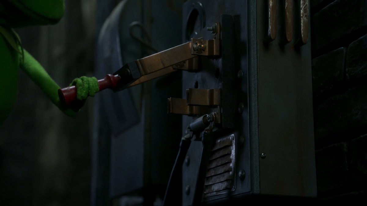 DTVANews's tweet image. Seth Rogen on "THE MUPPET SHOW" special that acts as a backdoor pilot for a reboot of the original series.

"I've been working the better part of the last decade to try to bring my favorite show back... and it looks like i'm getting close" via IG.

#TheMuppetShow #TheMuppets