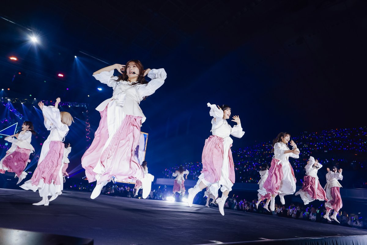 櫻坂46 #井上梨名卒業セレモニー🦒 井上ソロ歌唱フィーチャー「五月雨
