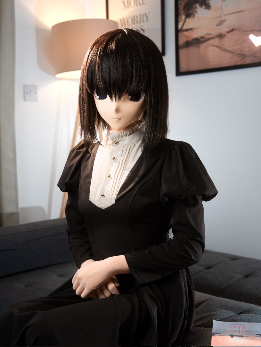 「ロビン、そんな余計な『記録』……
籠の中で百年過ごすか、記憶を消されるか。
好きな方を選びなさい。」

📷×🖌️：<a href="/Karly_Lilia/">咔帕噗狸狸亚</a>

#魔法使いの夜 #久遠寺有珠 #着ぐるみ