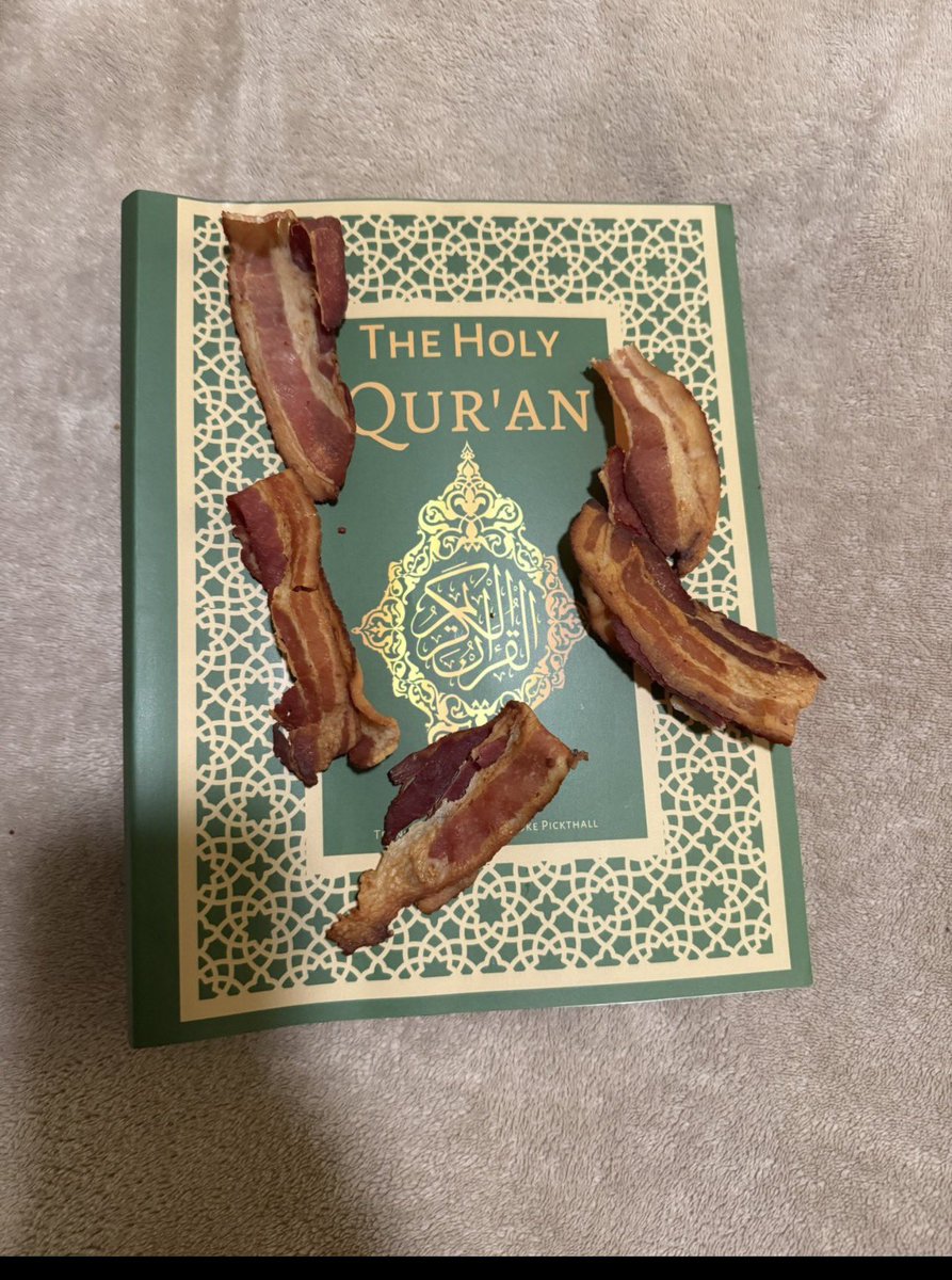 WAR RANCH LLC tweet media