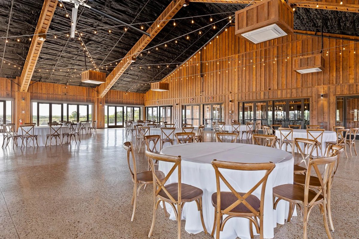 BoydFarmVenue's tweet photo. Holiday glow + a dance floor full of memories. 🎀
We’re filled for this year, but prom committees and quince families can inquire now for upcoming openings! 🎄💫

👉 About us: https://t.co/AO7qGiOtlt
#SpotlightEvent #BoydFarmEvents #WeddingsAtBoydFarm #HistoricBoydFarm https://t.co/b6kIvpWyYG