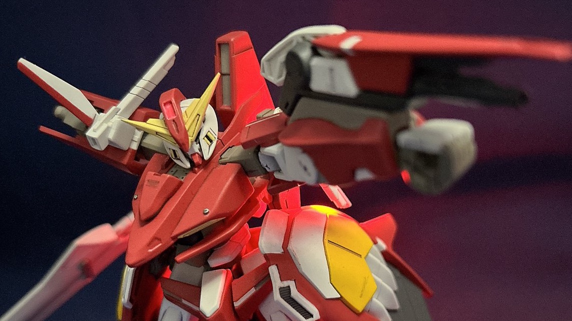 おはようございます❗️🤗
今日も１日宜しくお願いします❗️😆

今日はガンダムスローネツヴァイです❗️🥳中近距離に特化した2号機❗️
搭乗者はミハエルですが強奪したサーシェスのイメージが強いです❗️😂

しかも乗り込んで僅か数秒で機体の特性を理解し使いこなす抜群の戦闘センスを見せてましたね❗️😱