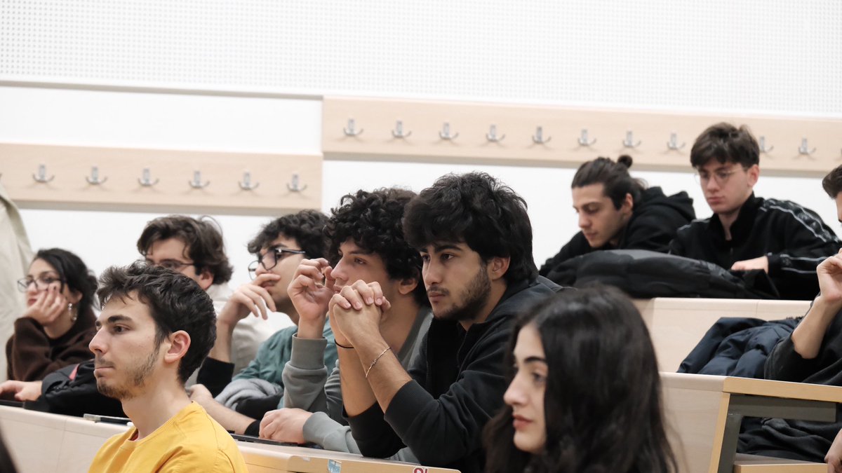 ITU Blockchain tweet media