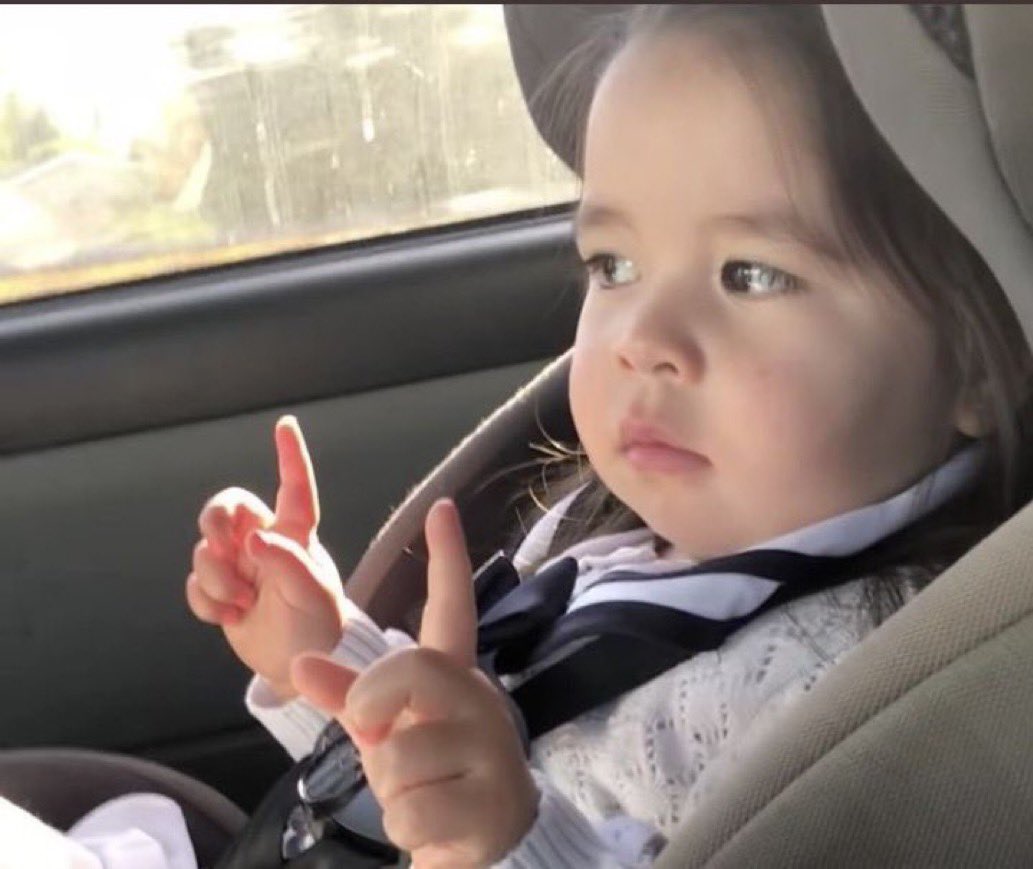 ceeworld21's tweet image. Walking through iguusi by 9pm and you hear “how far,ovbioba show!!! 
Now you’re stuck between ‘to run or not to run’