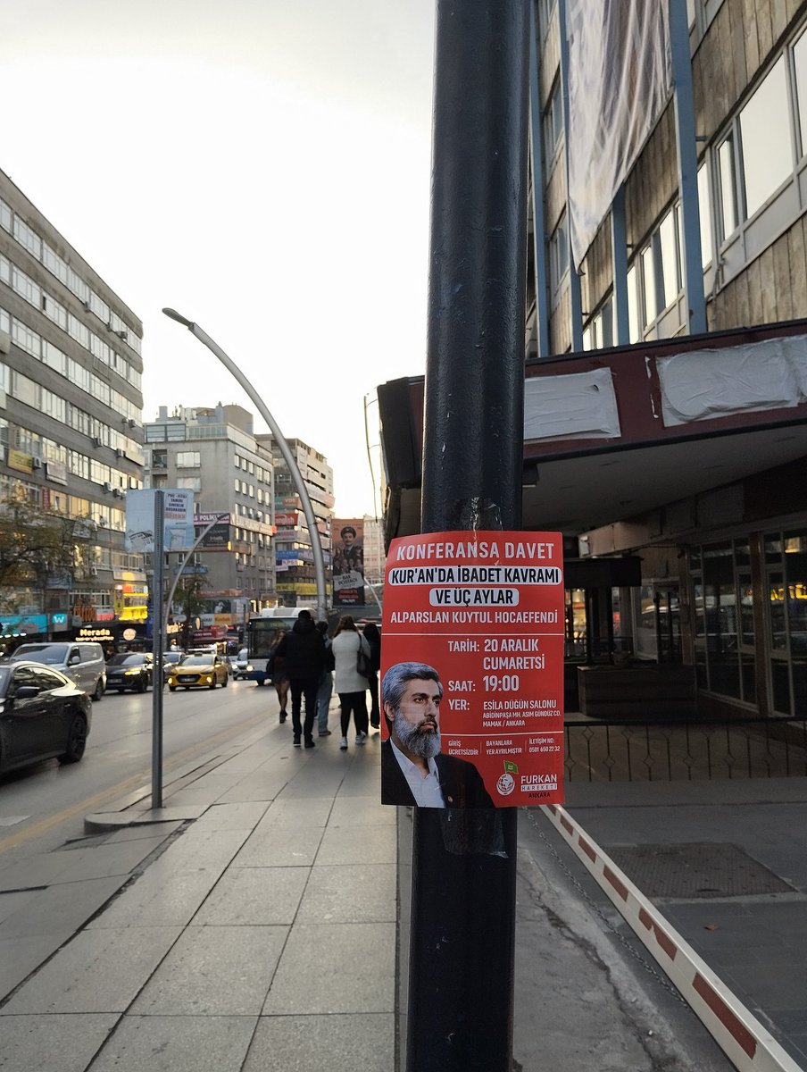 Yaşamaktan önce davasını düşünen büyük insanları bu şekilde aramaktan utanmıyor musunuz? 

AlparslanHoca AnkarayaGeliyor