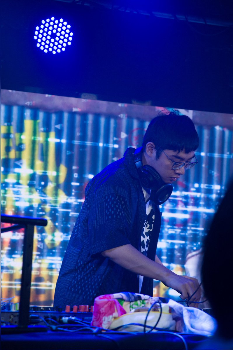tedjjrl's tweet photo. partypora vol.08 @partypora
20251129 (2025アニソン限定)

前橋ウィッチーズは永遠不滅！
時代はさぁ暴力なんだよTシャツ
1、2、3 ムリムリ！
日常系アニメ最高！

このセットには個人的なお気に入りのJ-core, dnb, アニリミ, アニソンが含まれています
よろしくお願いします🙏🏻

#趴踢波啦 #アニクラ https://t.co/vEtkIXXnaH