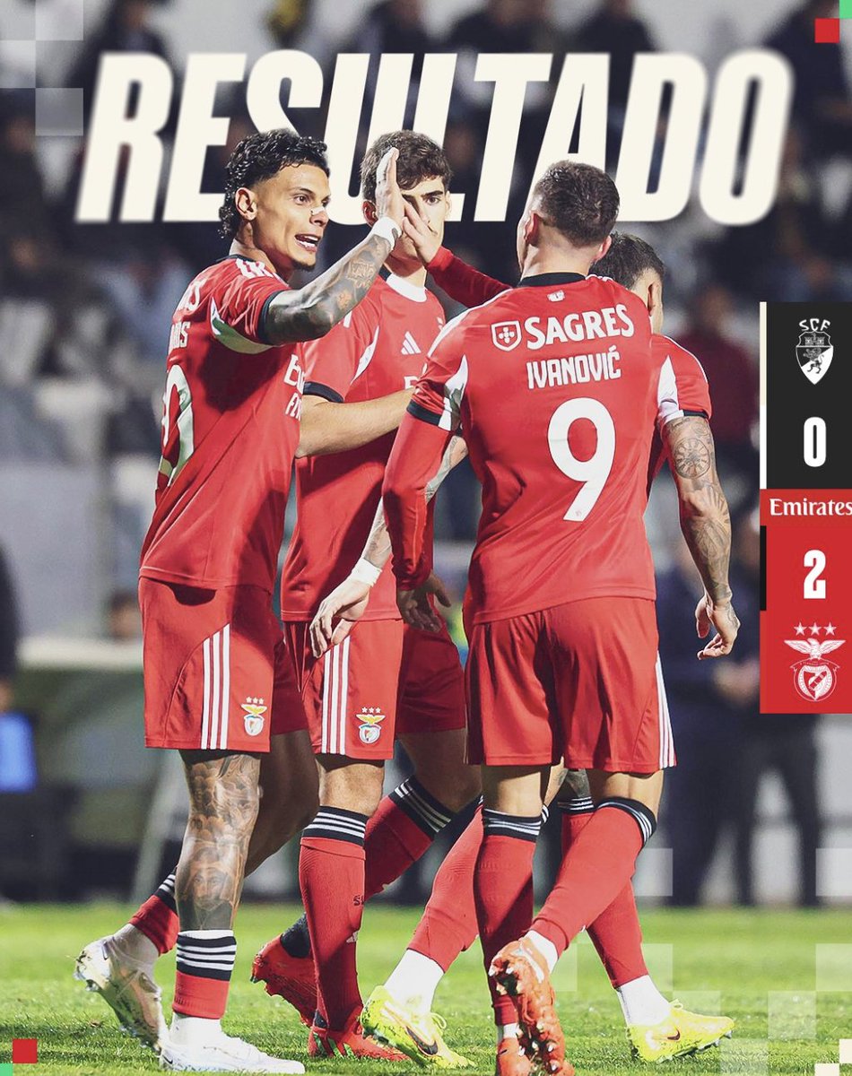 SLBenficaFr_'s tweet image. Fin du match 
⚫️Farense 0-2 Benfica🔴
Match remporté sans grosse domination de notre part mais au moins on s'est pas fait peur. Prochain tour Porto ou Famalicao. 
MVP : Richard Rios