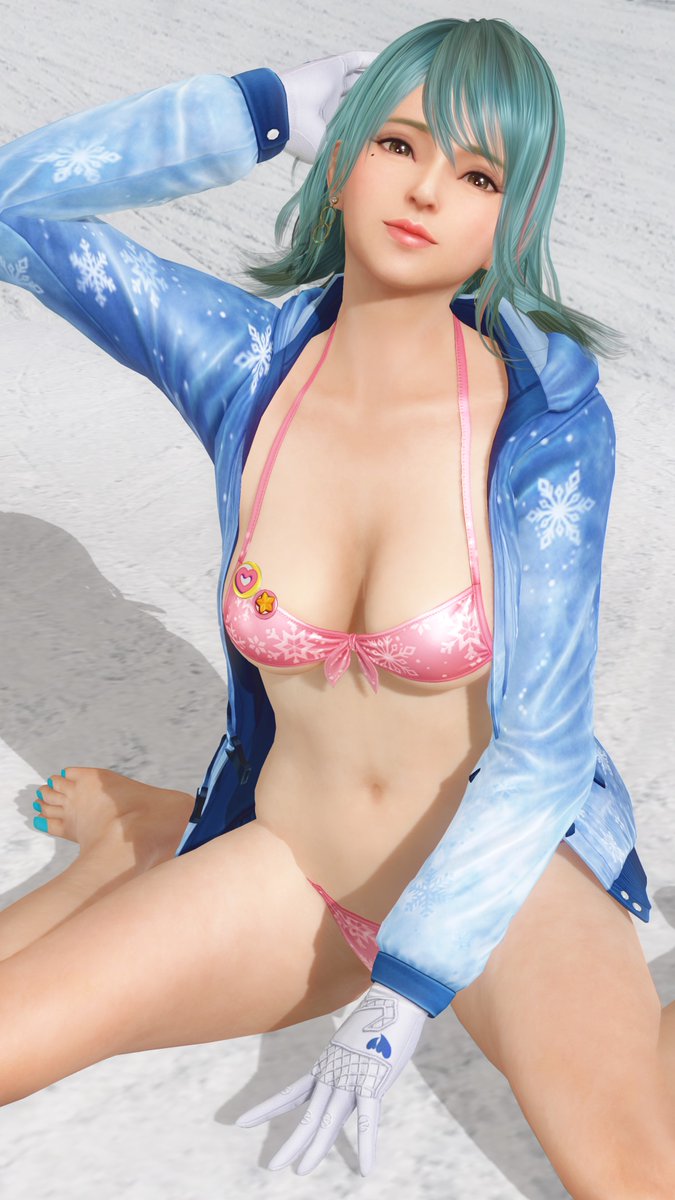 おはようございます

今日はメンテ
クリイベ後半は過去水着の追加だと思いますが何が来るのでしょうか？
 #DOAXVV