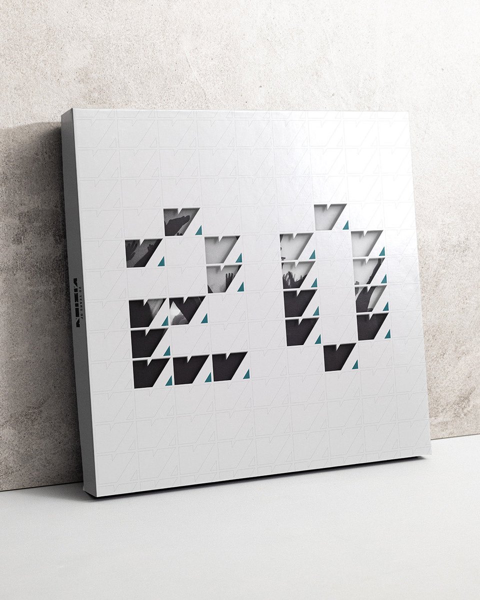 VISIONrecs's tweet image. • 20 Years of VISION •

A curated selection of 40 releases that defined the label’s evolution, from early Noisia milestones to a broader platform for forward-thinking bass music.

Out this Friday via all DSP’s.

Vinyl box pre-order via: recordings.vision/20