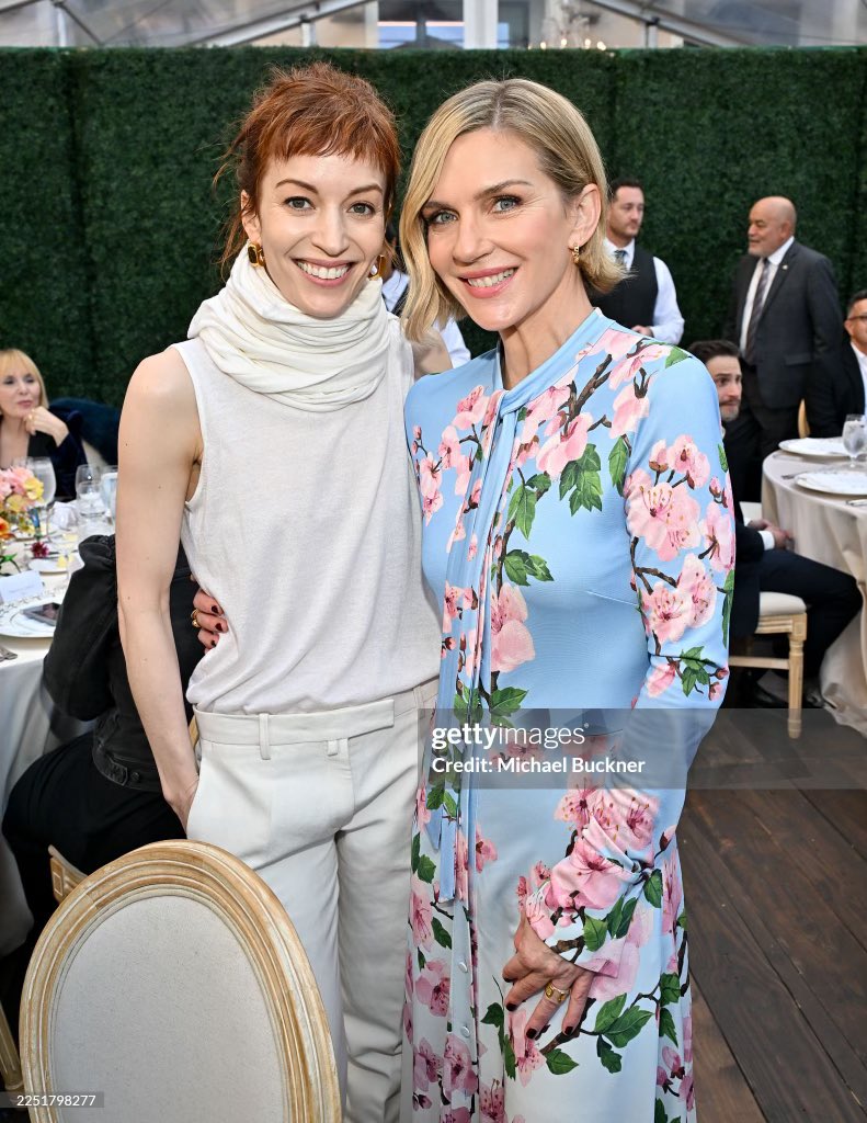 shortnsevered's tweet image. when you’re a beautiful lead actress of a hit apple tv series