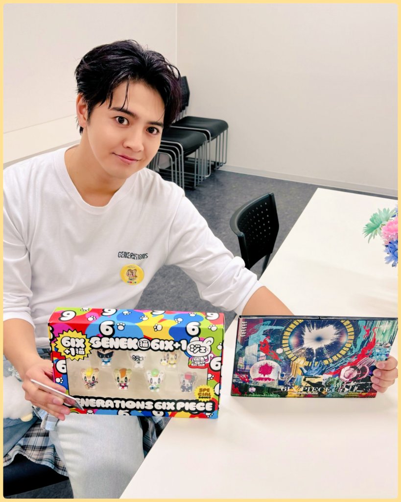 アルバムを手にした片寄くんショット📸✨️ありがとうございます