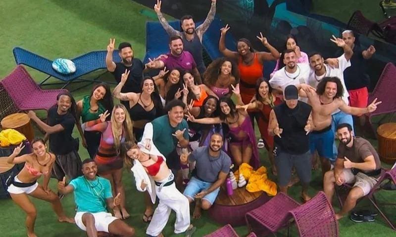 eu_aislan's tweet image. 🚨BRIGA DE GIGANTES!! Dessas três edições do bbb, qual foi a melhor? 

#BBB26