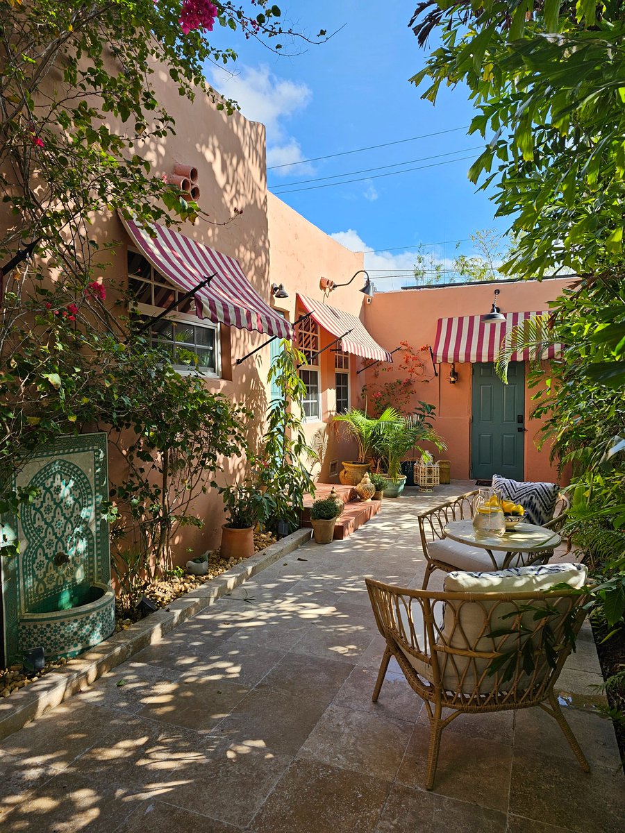 carmenstarrxoxo's tweet image. One of those rare spaces that feels both grounding and cinematic at once.

🌿⚘️