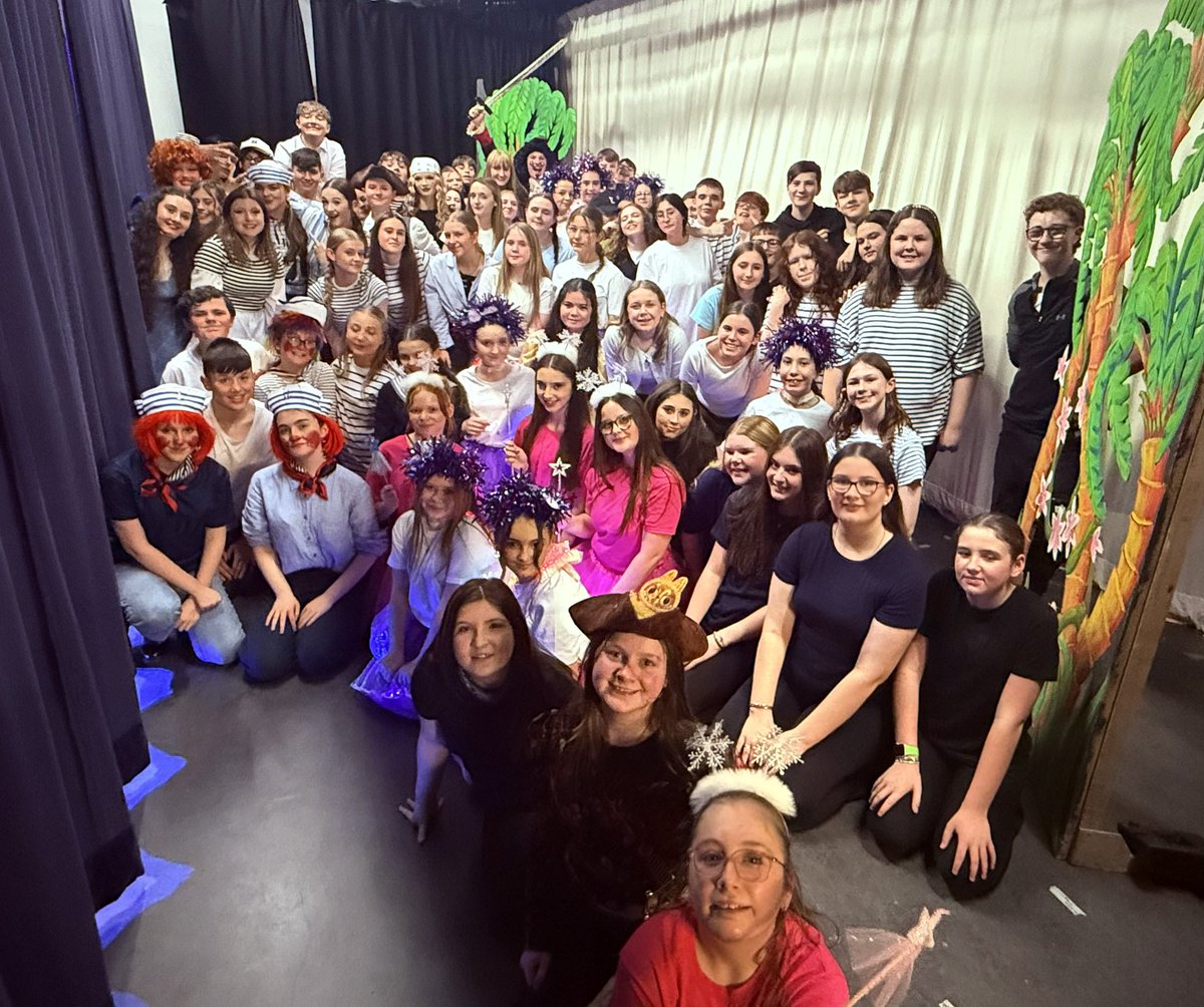 St Columba's HS Drama Dept tweet media