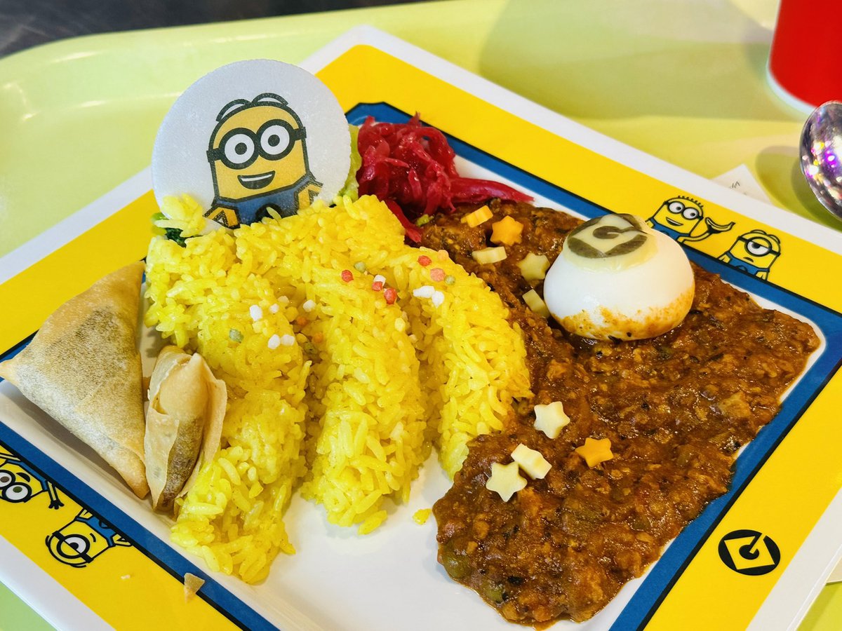 「デイブ」のポップコーンバケツ
「デイブ」のキーマカレー
とデイブをしっかり出したフードやグッズ展開があったこと！
#USJファン 
(ミニオンでまとめられがちだから)