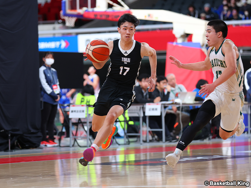 bbking_jp's tweet photo. 📝Bドラフト2026志望選手インタビュー🏀
“驚き”のエントリー第1号…無所属からプロ入り目指す20歳ガード
https://t.co/tXK2whL22S
Bリーグのドラフト志望選手リストに一番乗りで名を刻んだ寺坂。東海大諏訪を卒業後は、ポジション変更、中途退学、B2での練習生など、様々な経験を糧にしてきました。 https://t.co/FwZJWsBhs3