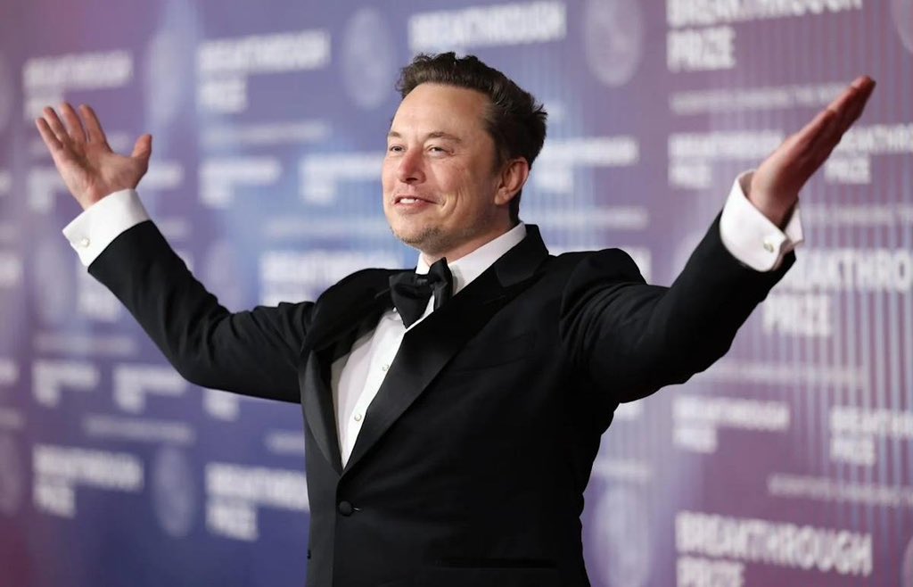 GlobeEyeNews's tweet image. Elon Musk says there is no need to save money because universal high income is coming.
