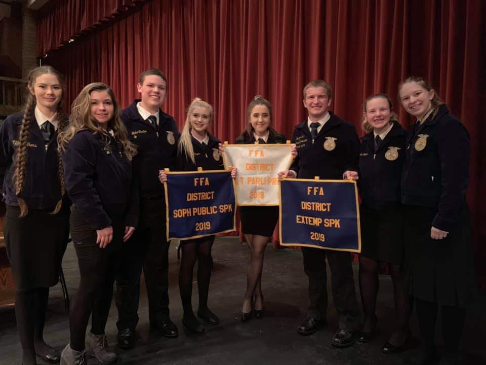 RepGregSmith's tweet image. Join me in this fight!

Future Farmers of America (FFA) serves over 15,000 Oregon students, with statewide participation up more than 50% in six years, while students log over 600,000 hours a year in real-world ag projects. These are the exact kinds of programs Oregon should…