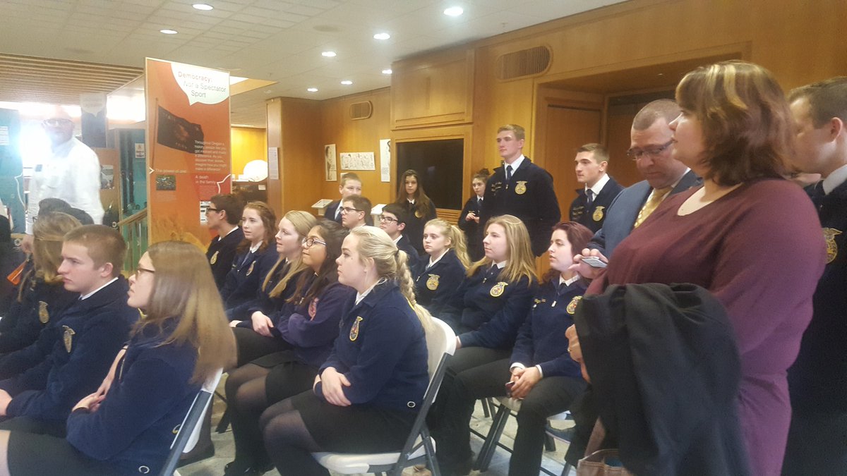 RepGregSmith's tweet image. Join me in this fight!

Future Farmers of America (FFA) serves over 15,000 Oregon students, with statewide participation up more than 50% in six years, while students log over 600,000 hours a year in real-world ag projects. These are the exact kinds of programs Oregon should…