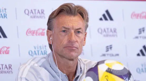 الاتحاد السعودي لكرة القدم : لاصحة لإقالة رينارد من تدريب المنتخب السعودي 